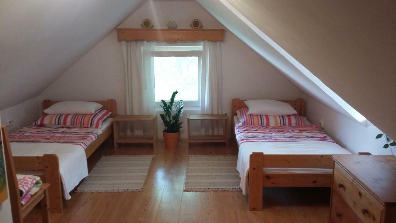 شقة Liliomfa Apartman زيغليجيت المظهر الخارجي الصورة